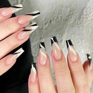 Elegant Black and White Nail Art